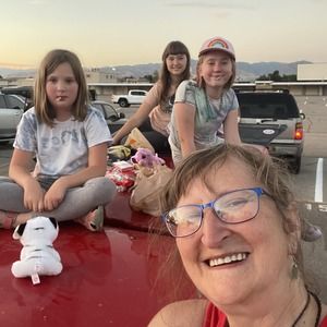 Meet your Posher, Kat